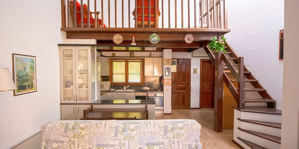 Villa Persephone by QR booking view 5