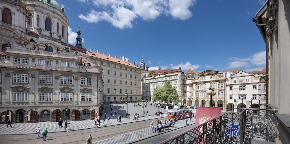 Kaiserstein Palace Apartments