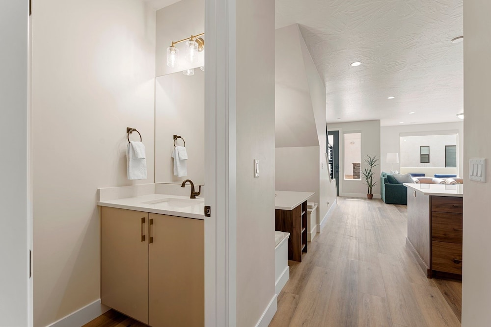 Starlight Sanctuary 4 Bedroom Townhouse
