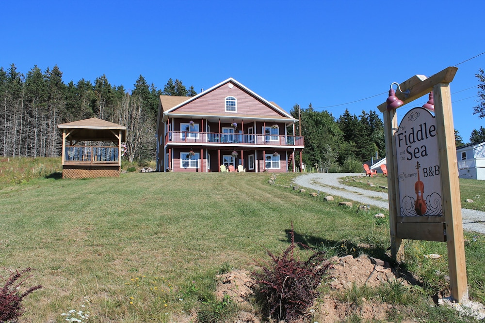 The Fiddle and The Sea B&B