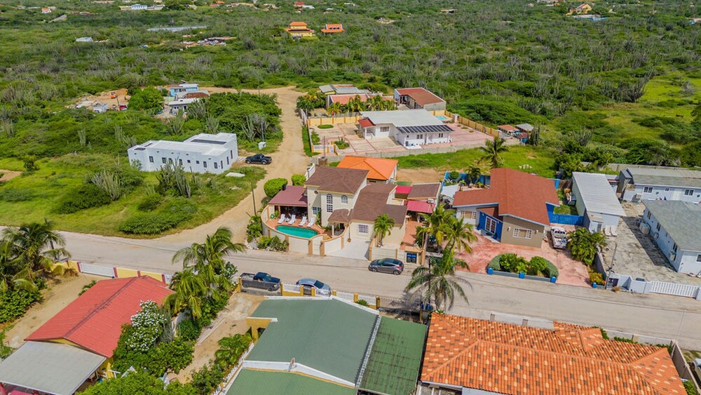 Cozy Tranquil 3BR 2BA Home w Private Pool Patio
