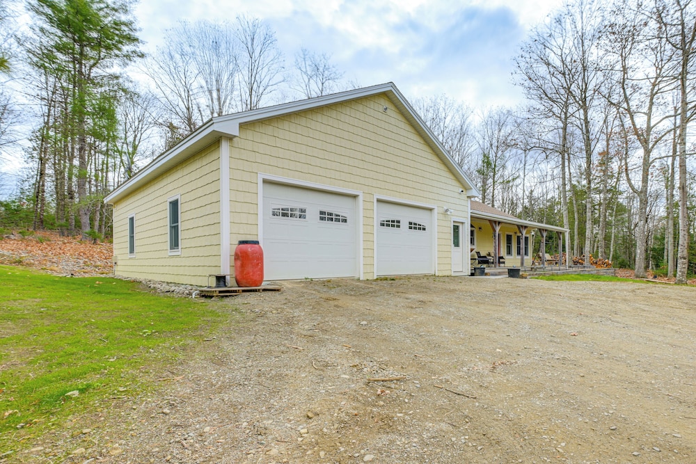 Family-friendly Brooks Gem w/ Spacious Yard!