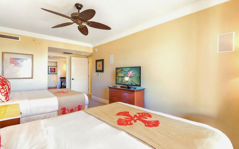 Honua Kai Hokulani 3 Free Rental Cars KBM Resorts Most Stunning Views 3 Units, 7 Bedrooms Ml-1946