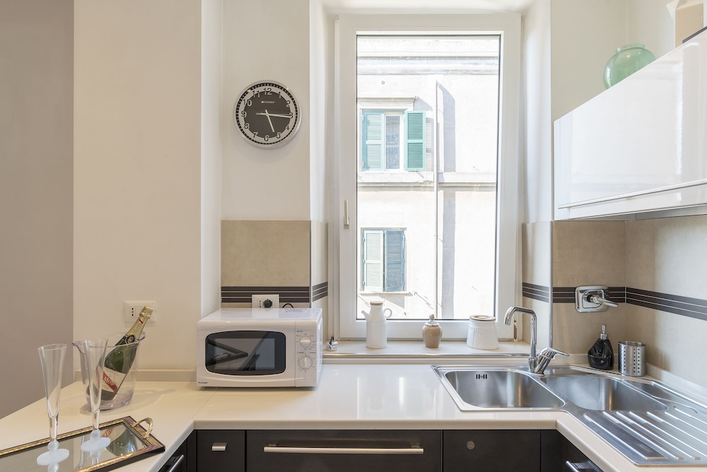 Colosseo & Colle Oppio Charming Apartment