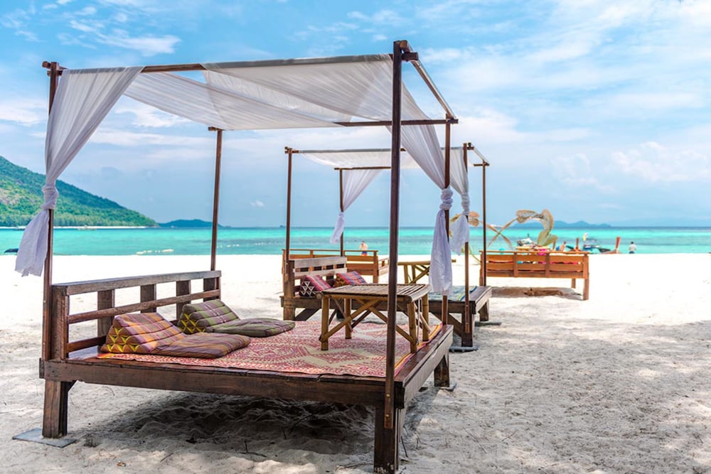 Lipe Beach Resort