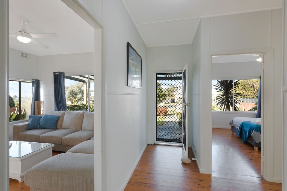 Bungo Beach House Pet Friendly House view 4