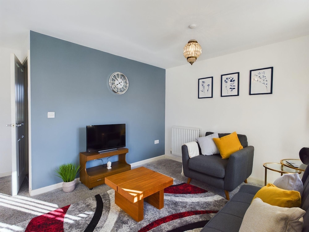 Riverfront Staffordshire Retreat
