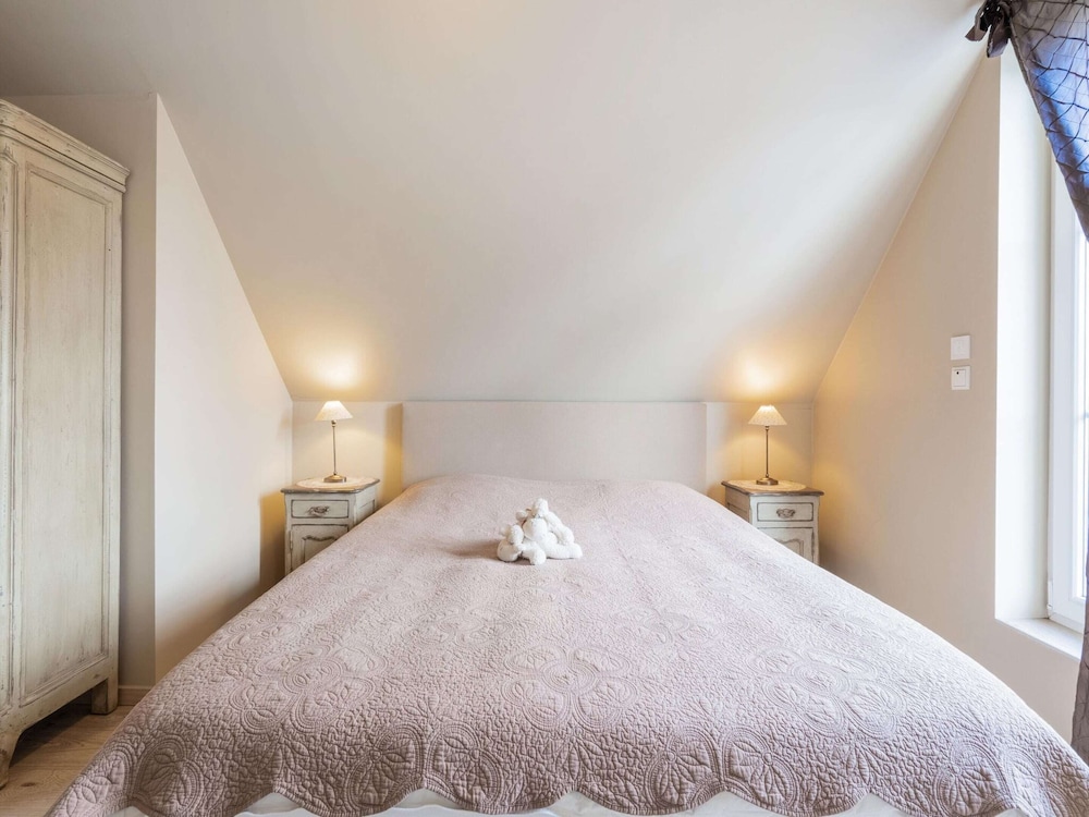 Inviting Holiday Home in Nieuwpoort With Garden