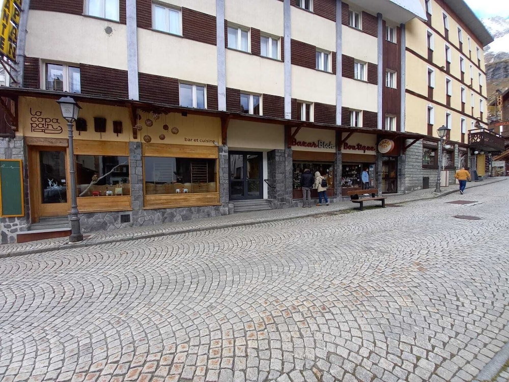 Photo 27