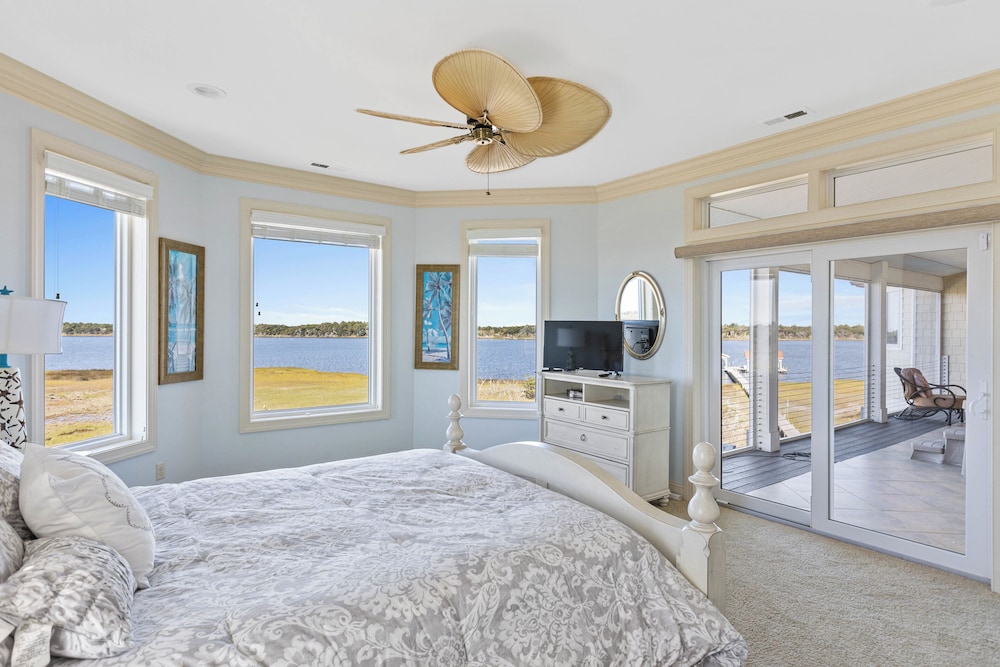 Permuda Private Island by Topsail Realty