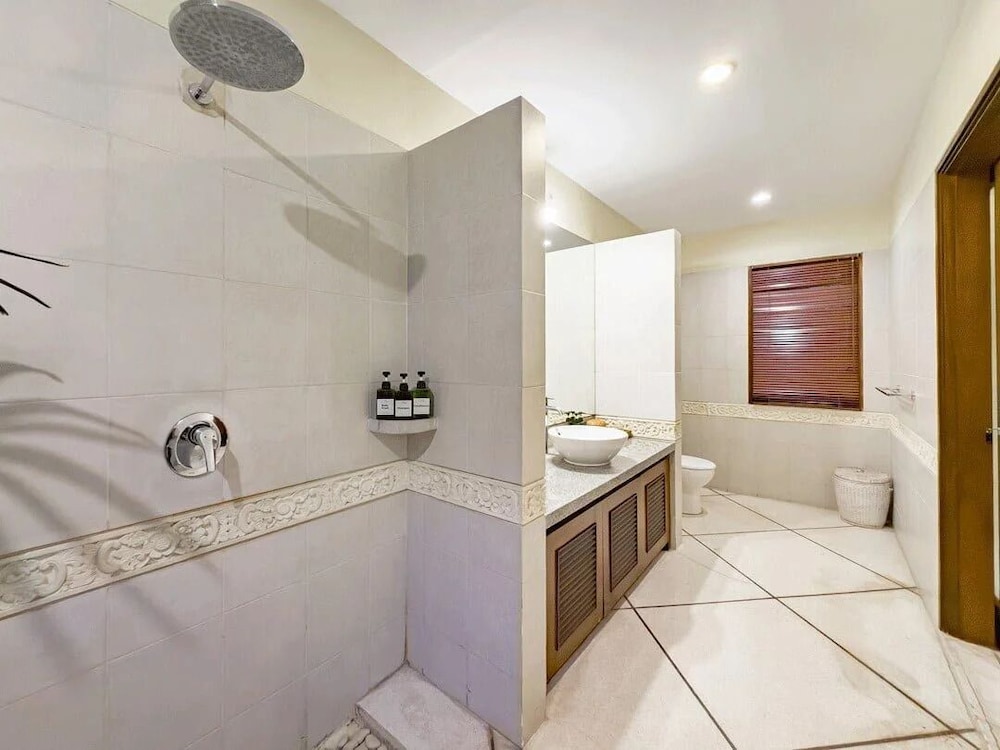 Luxury 4BR-Villa Santai-Central Seminyak