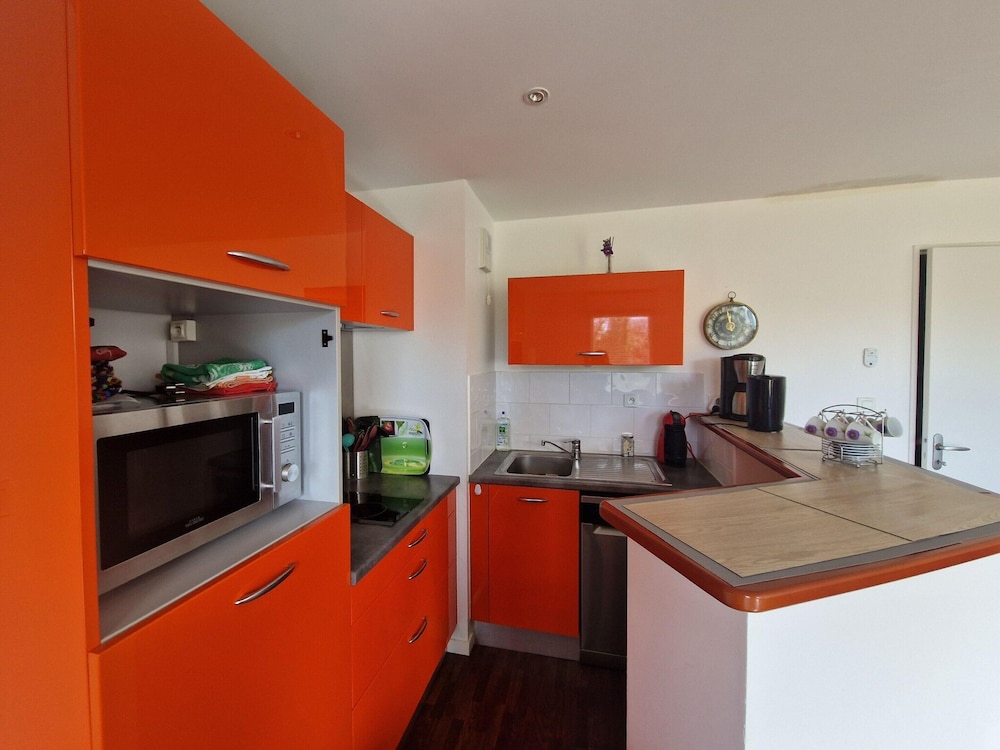 Holiday Flat Near the Beach on the Emerald Coast view 4