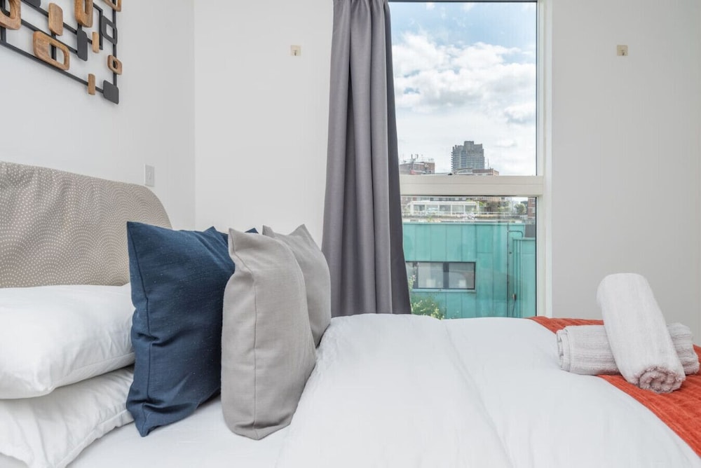 Old Street Gem - Modern Apartment