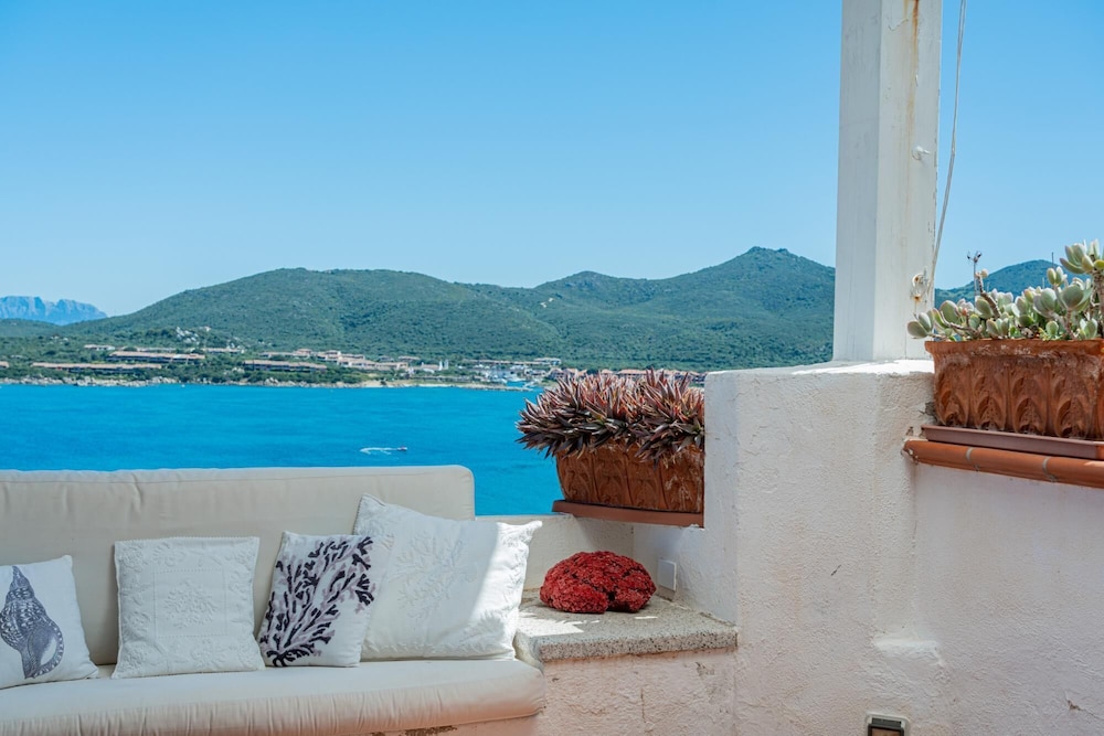 Casa Azzurra by Wonderful Italy