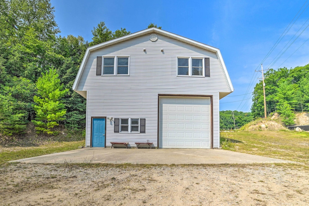 Rapid City Cottage w/ Deck: 1/4 Mi to Torch Lake! view 3