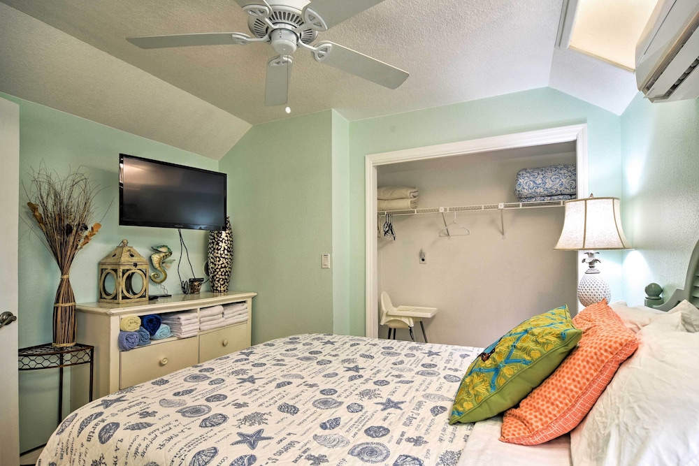 'driftwood Beach Suite' - Walk to Clearwater Bch view 2