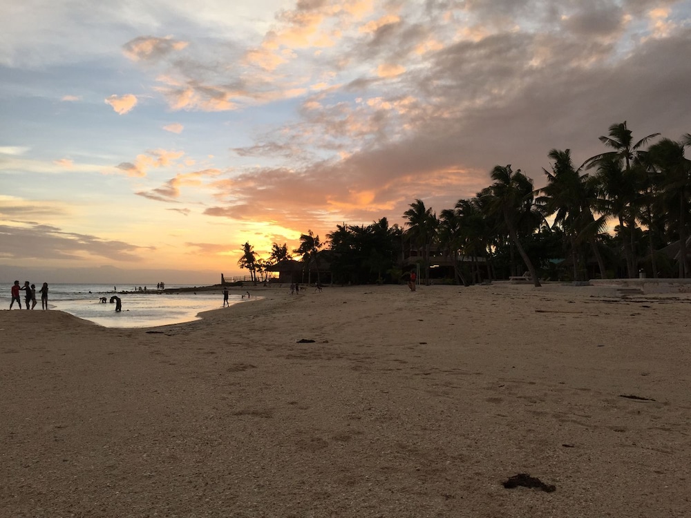 Kota Beach Resort