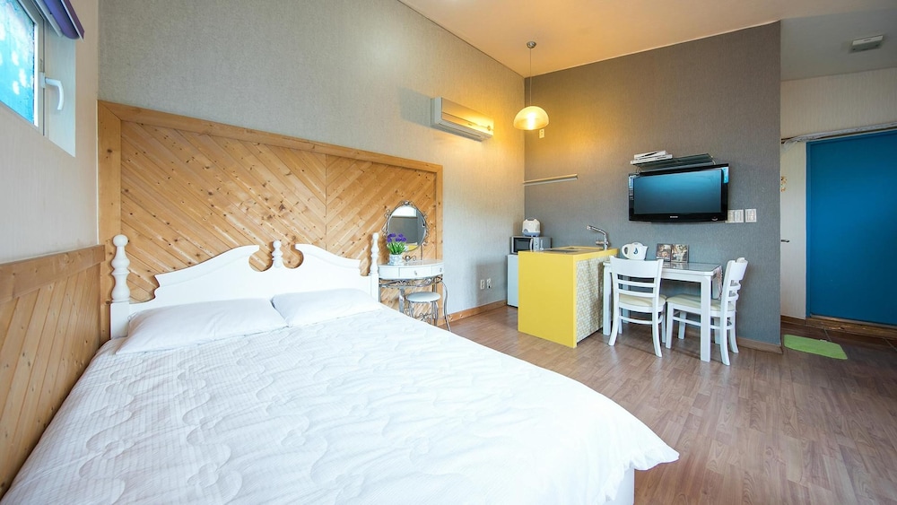 Hongcheon Lime Orange Pension