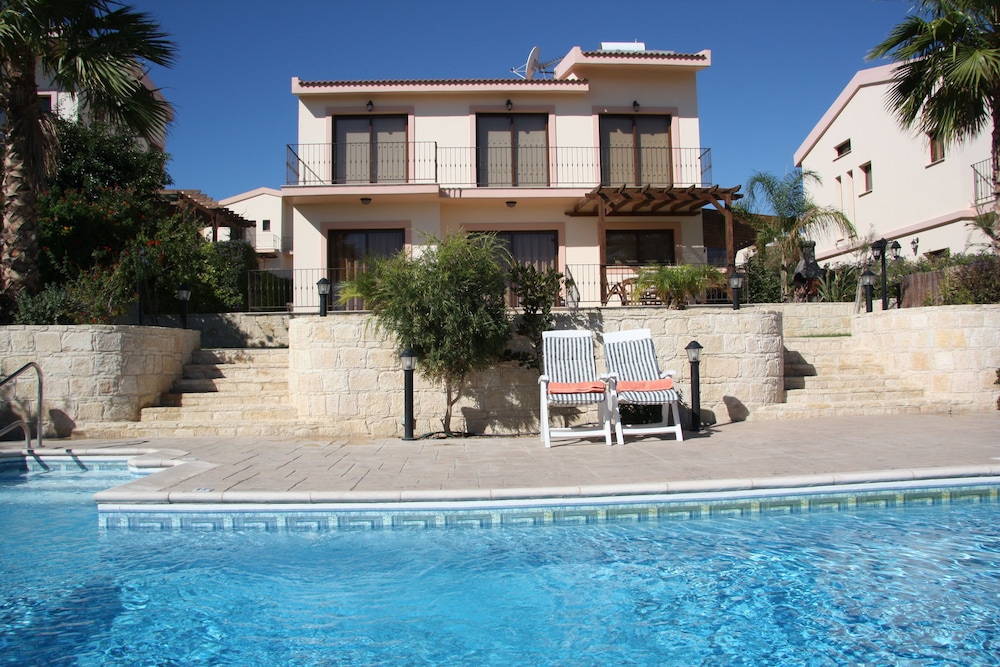 Vineland Sheromyli Villas