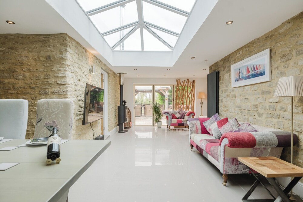 Inkerman House-Gorgeous House and Garden