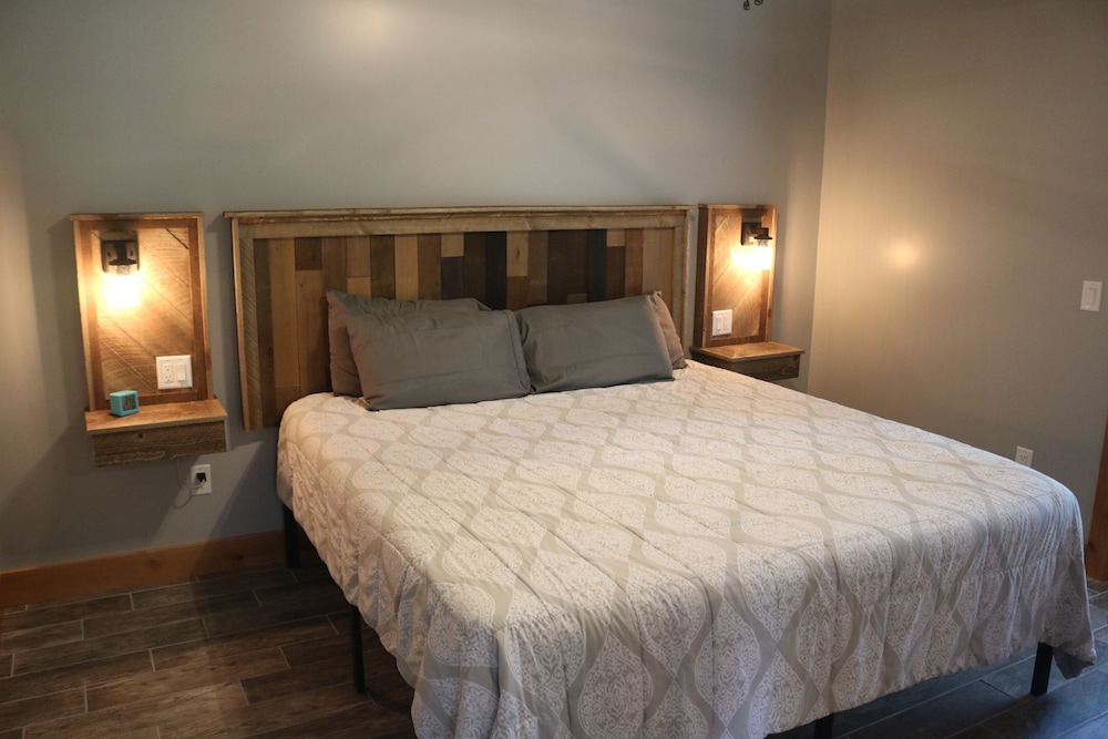 Columbine Inn
