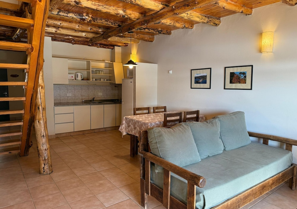 Aparts La Balconada by DOT Suites