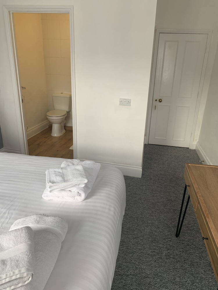 Hotel 17 view 5