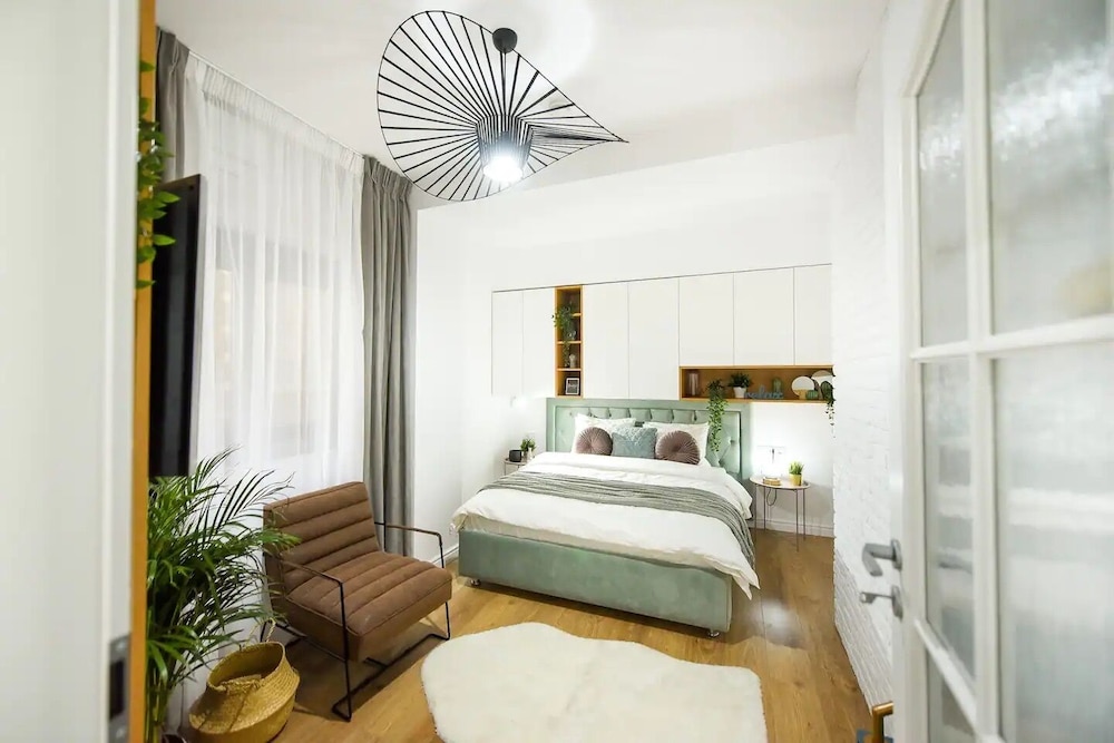 Aiastay Bucharest River Apartments