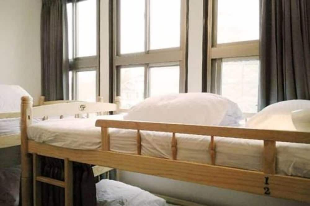 Tung Ning Hostel - Taiwen St. view 4