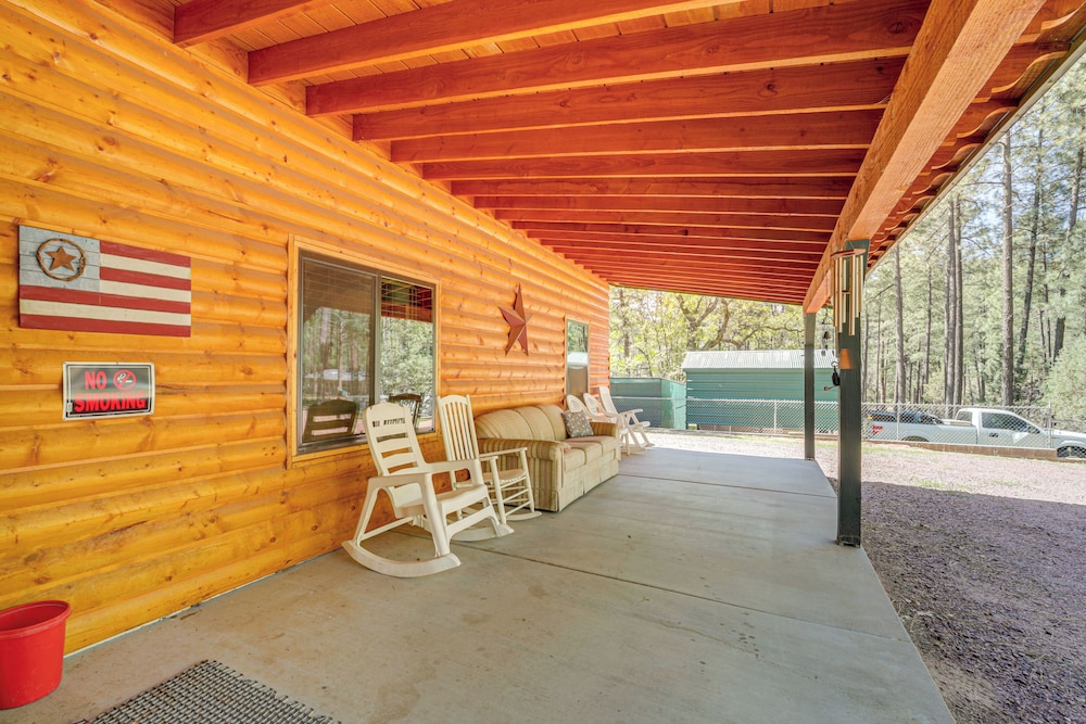Game Nights in Pine's Winter Woods: Cozy Cabin