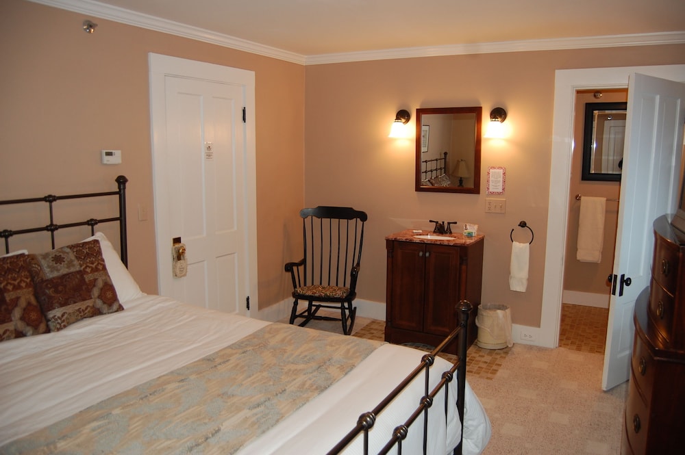 Cranmore Inn