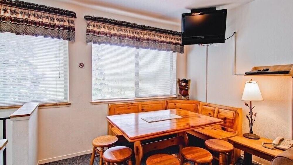 Scenic Wonders Alpine View 2 Bedroom view 4