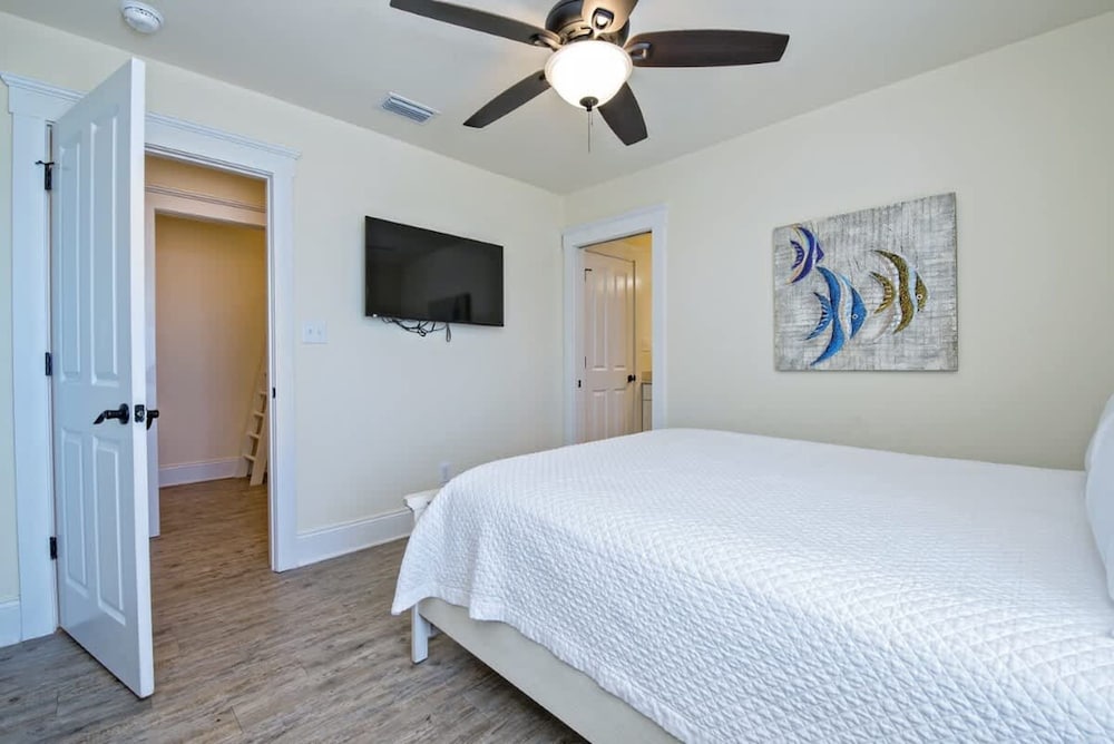 Beachfront 18bed Pool Easybreezy