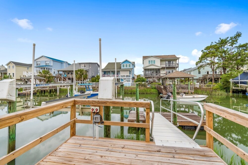 The Marlin House / 143 Marlin Drive 3 Bedroom Home