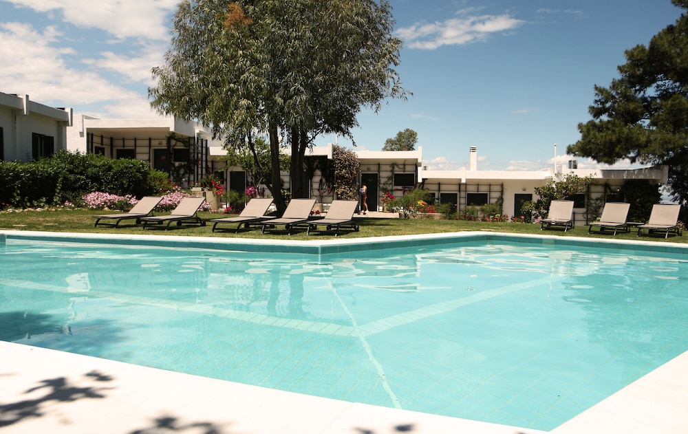 Angelbay Bungalows