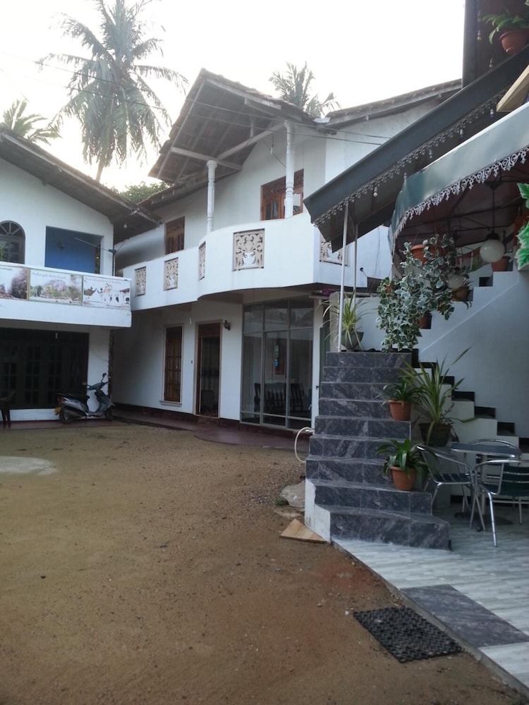 Damith Homestay