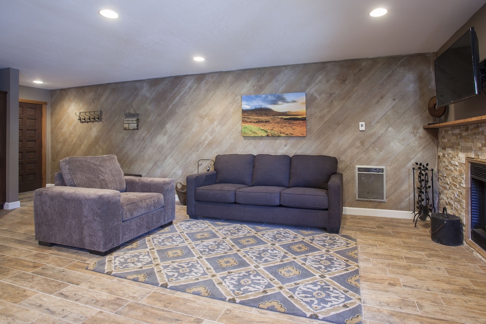 Snowcreek 405 Phase III