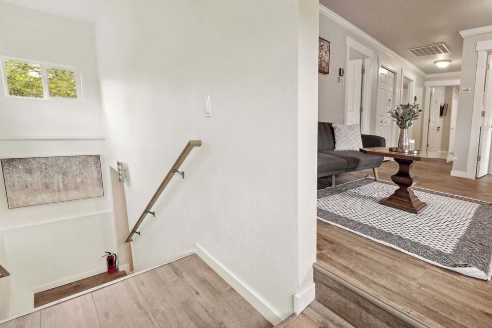 Judkins Guesthouse - Close to Downtown