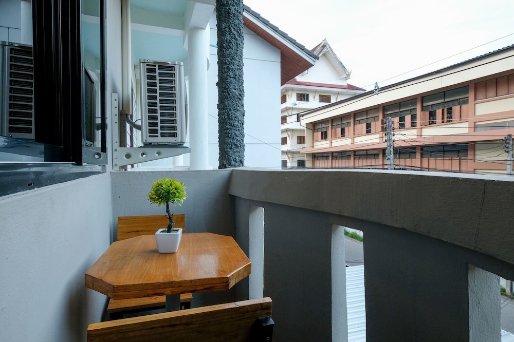 Salee Hostel