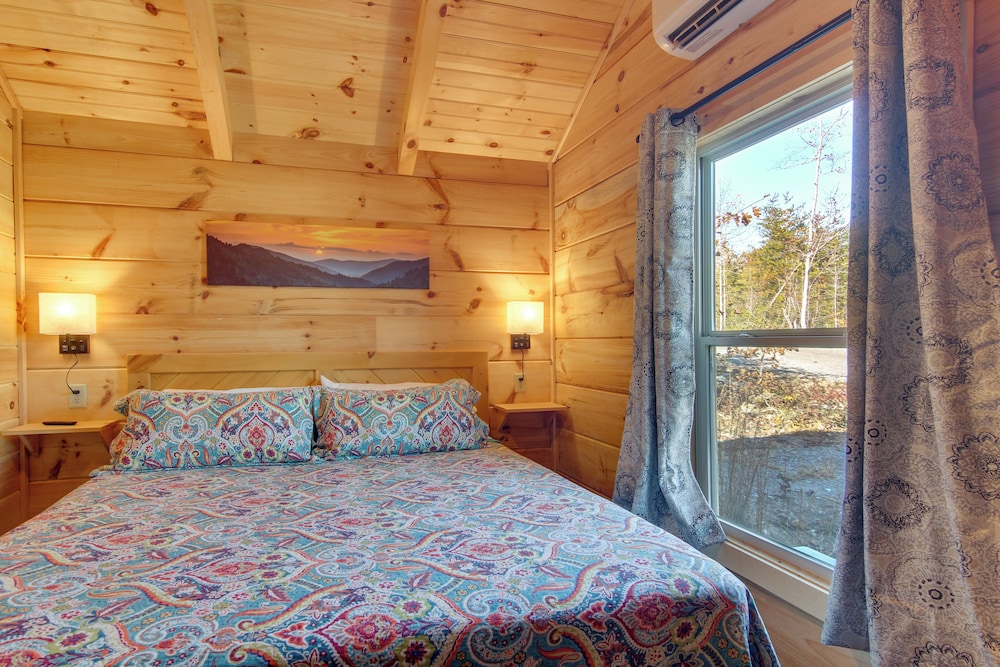 'feelin Feisty:' Blue Ridge Mtns Couple's Cabin