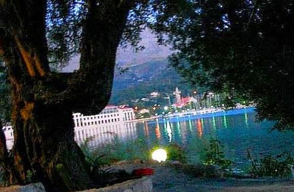 Photo 32