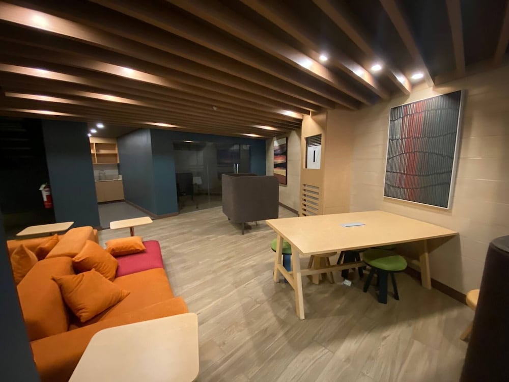 Luxury Cozy Stylish Loft in Makati