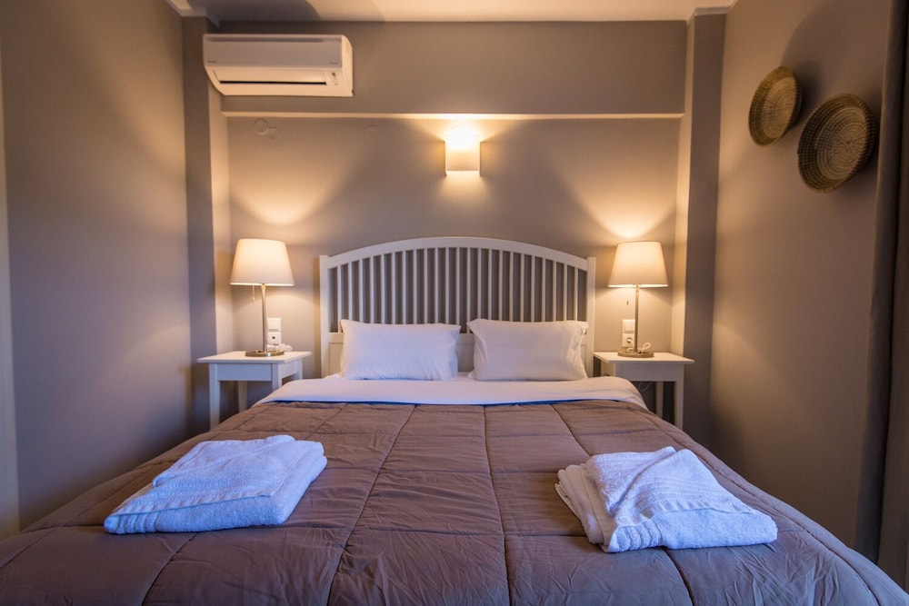 Regalo Apartments