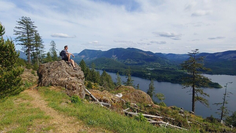 Riverside by Cowichan Lake Cottages