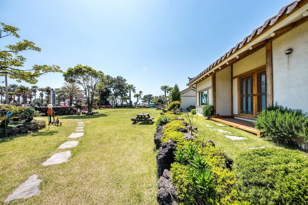 Stone Statue Village Hanok
