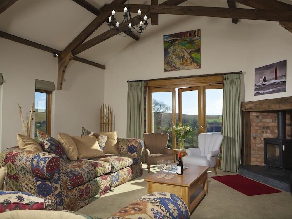 Higher Hill Barn view 4