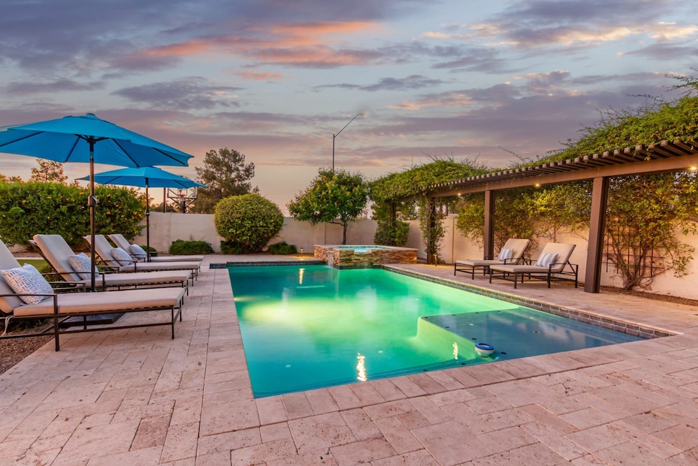 Mescal Villa Casitas Sportcourt Pool NEW Kitchen