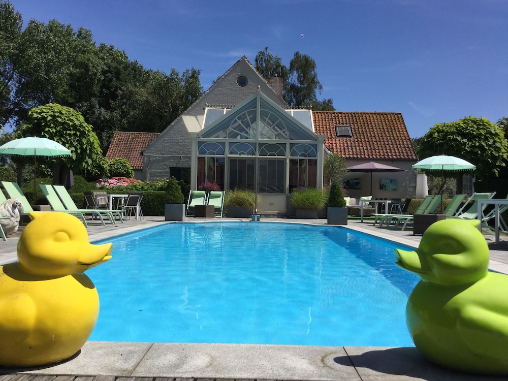 Bruges Vacations - Hotel Bloemenhof - Property Image 5