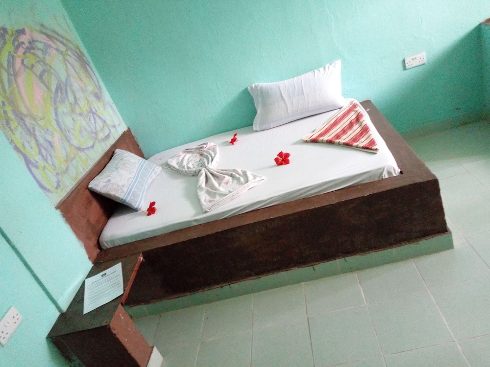 Amira's Roomz Zanzibar view 3