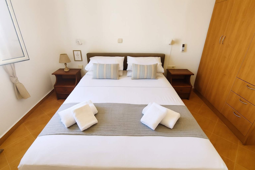 Beachfront Panorama Apart - Kythira Seaside Nest